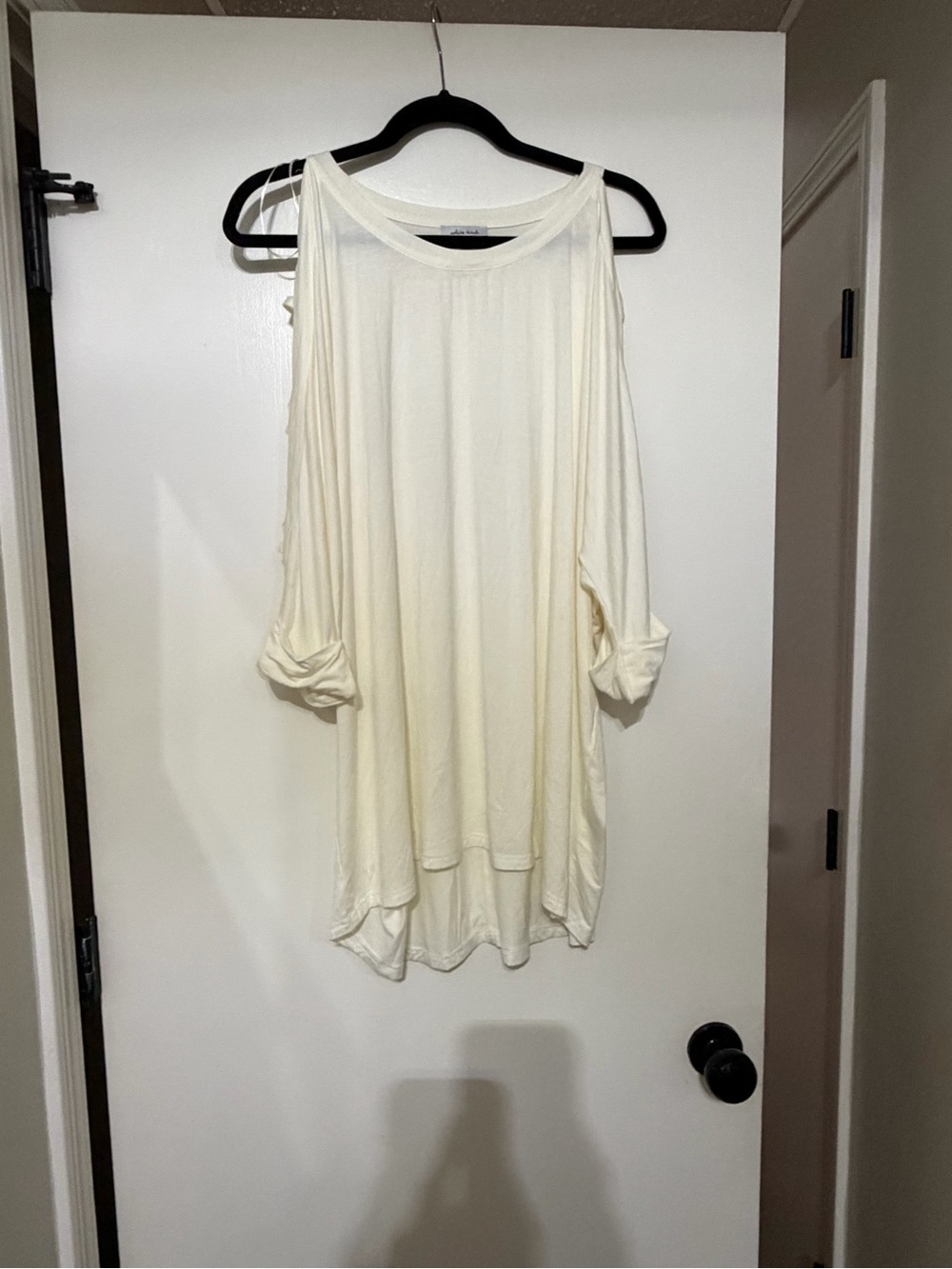 White Birch Cold-Shoulder Cream Tunic Top
